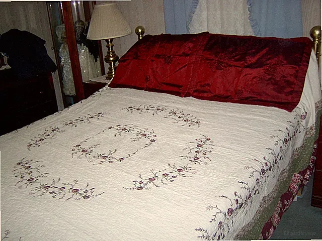 Brooke Quilt (Queen Bedspread) or (King Quilt)-Pair Shams-100 wide x 118 long