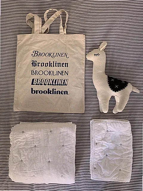 Brooklinen Brooklittles Kids Baby Infant Crib Bedding Quilt Sham Bag Llama Lulu